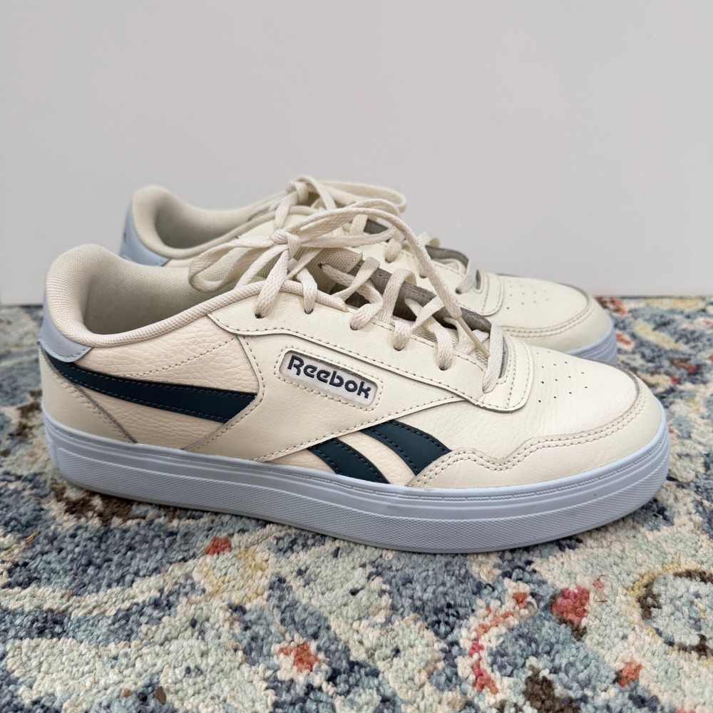 Reebok Club C Coast Sneakers Women 10 Cream Navy Leather Retro Court EUC